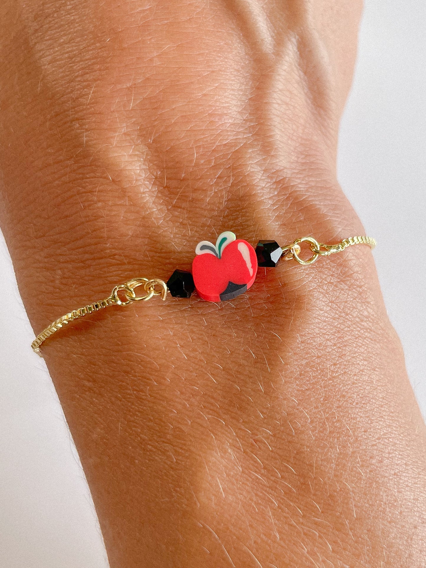 Teacher’s Love Bracelet 🍎