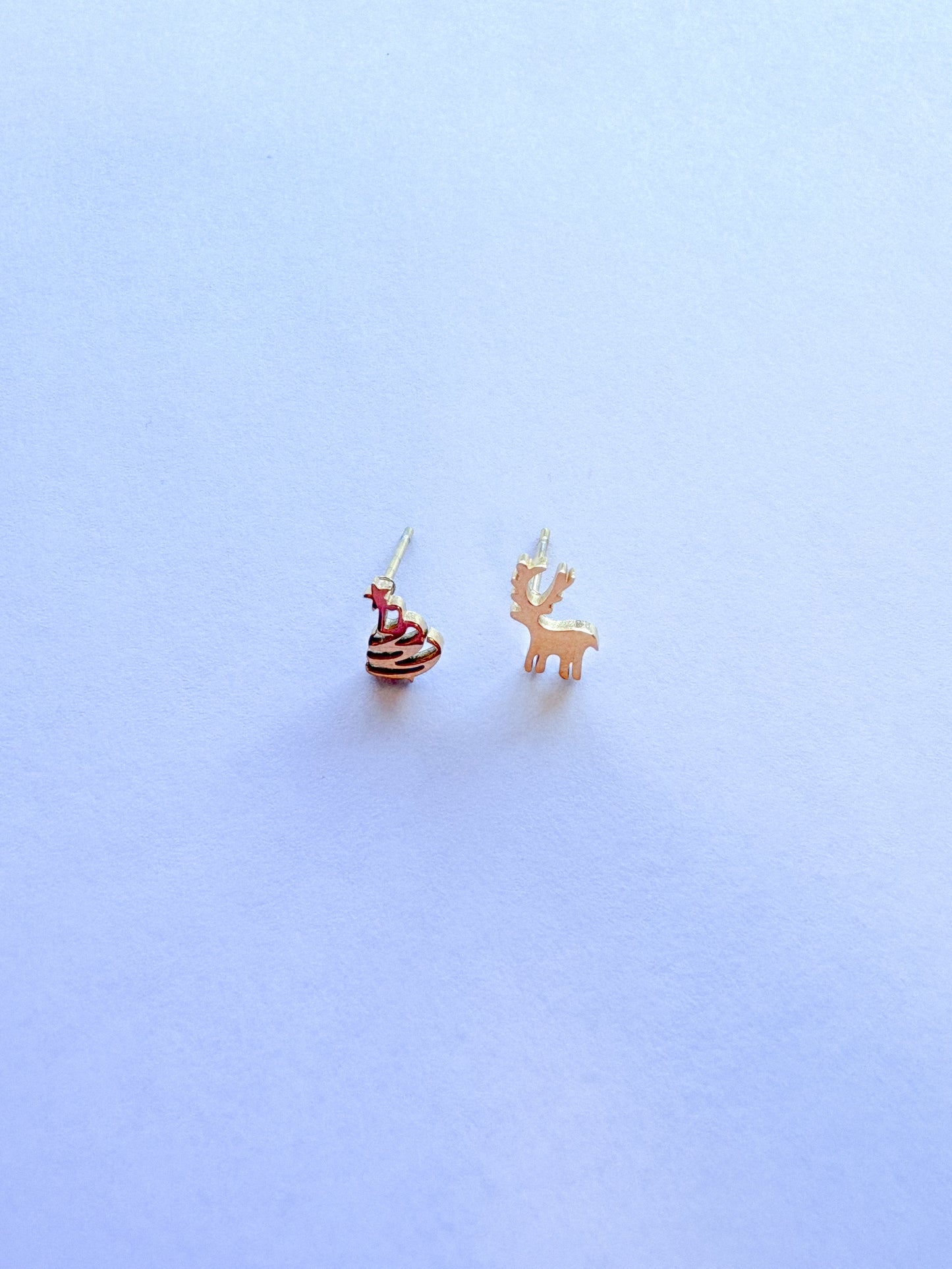 Asymmetrical Christmas Stud